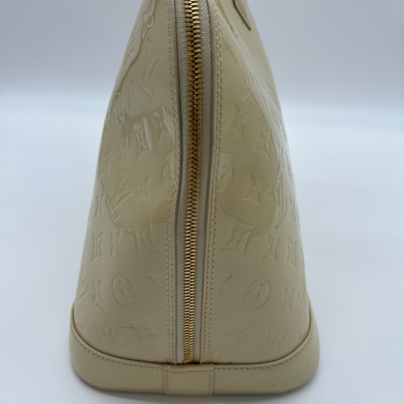 Louis Vuitton ALMA GM MONOGRAM VERNAIS BLANC CORAIL WITH DUSTBAG - Picture 6 of 16